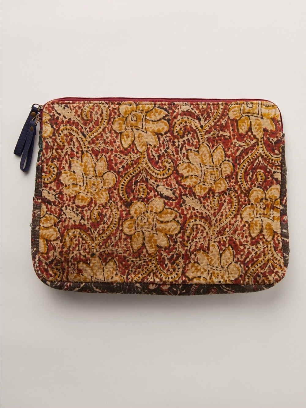 Bolsa Nova x Free People Laptop Case